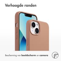 Accezz Liquid Silicone Backcover met MagSafe Apple iPhone 14 / 13 - Lichtbruin