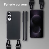 Selencia Siliconen hoesje met afneembaar koord Samsung Galaxy S25 Edge - Zwart