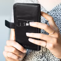 Selencia Echt Lederen Bookcase Samsung Galaxy A20e - Zwart