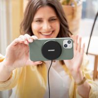 Accezz Liquid Silicone Backcover met MagSafe Samsung Galaxy Z Flip 6 - Cooper Green