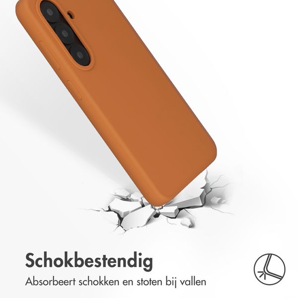 Accezz Liquid Silicone Backcover met MagSafe Samsung Galaxy S26 Plus - Oranje