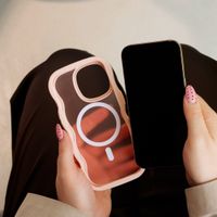 Selencia Wavy Backcover met MagSafe Samsung Galaxy Z Flip 6 - Soft Pink