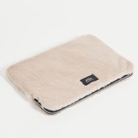 Wouf Faux Fur Laptop hoes 13-14 inch - Laptopsleeve - Nevada