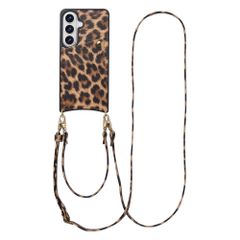 Selencia Nova Telefoonhoes met Koord en Pashouder Samsung Galaxy S26 - Leopard