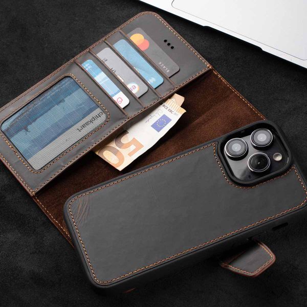 Wachikopa Magic Bookcase 2-in-1 Samsung S23 FE - Dark Brown