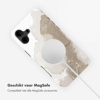 Selencia Vivid Tough Backcover met MagSafe iPhone 16 - Marble Light Brown