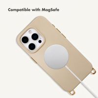 Selencia Rivièra MagSafe Back Cover with detachable hooks Apple iPhone 16 Pro - Milky Latte