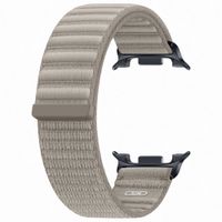 Samsung Originele Fabric Band Samsung Galaxy Watch 9 (40/44mm) / Watch 8 (40/44mm) / Classic (46mm) - Maat S/M - Cream
