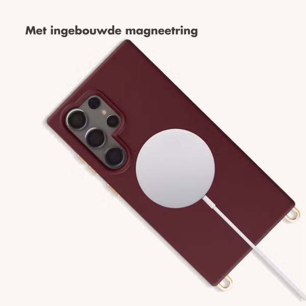 Selencia Rivièra MagSafe Backcover met afneembare haakjes Samsung Galaxy S24 Ultra - Bold Burgundy