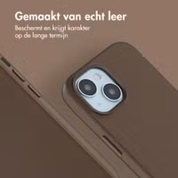 Accezz MagSafe Leather Backcover Apple iPhone 15 - Coffee Brown