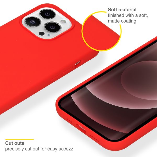 Accezz Liquid Silicone Backcover Apple iPhone 13 Pro Max - Rood