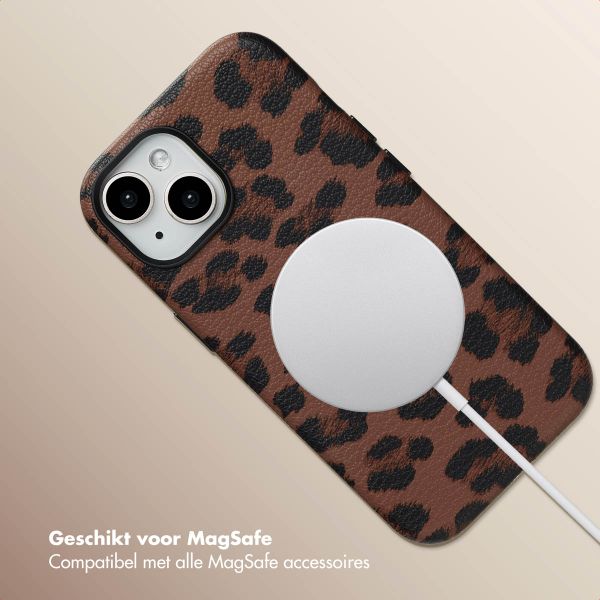 Selencia Sabi Backcover Panterprint met MagSafe Apple iPhone 15 - Mocha Brown