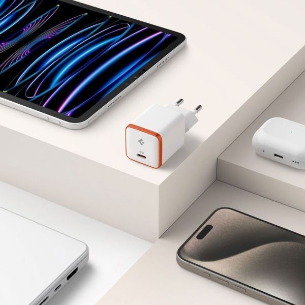 Spigen ArcStation Essential | USB-C Wall Charger 30 watt - Wit