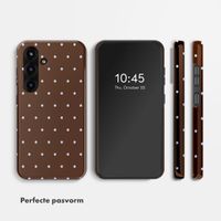 Selencia Vivid Backcover met MagSafe Samsung Galaxy S25 - Happy Dots Chocolate