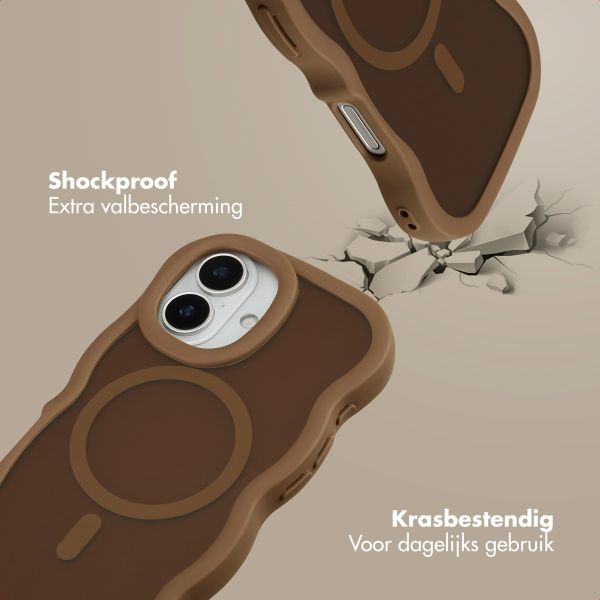 Selencia Wavy Backcover met MagSafe Apple iPhone 17 - Mocha Brown