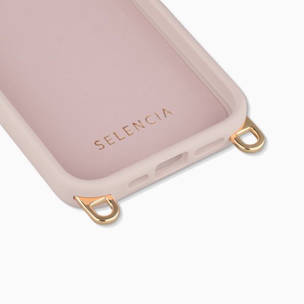 Selencia Rivièra MagSafe Backcover met afneembare haakjes voor de Apple iPhone 15 Pro - Sorbet Pink + Chain Charm - Silver
