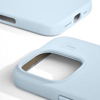 iDeal of Sweden Silicone Case met MagSafe Apple iPhone 16 Pro - Light Blue