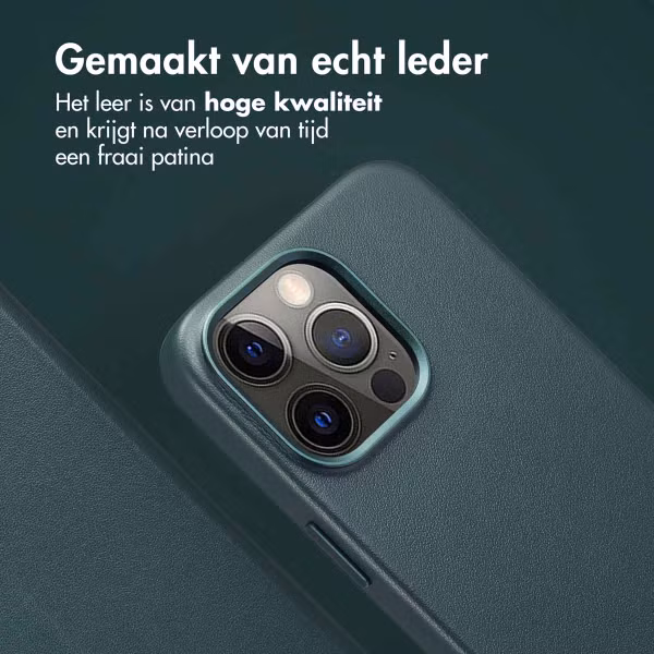 Accezz Leather Bookcase 2-in-1 met MagSafe Apple iPhone 15 Pro Max - Cedar Green