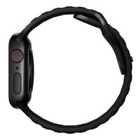 Nomad Sport band FKM Apple Watch Series 1 t/m 9 / SE (38/40/41 mm) | Series 10 / 11 (42 mm) - Zwart