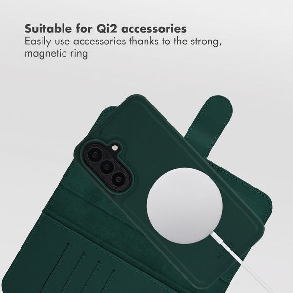 Accezz Edge detachable Bookcase with MagSafe Samsung Galaxy A27 (5G) - Green