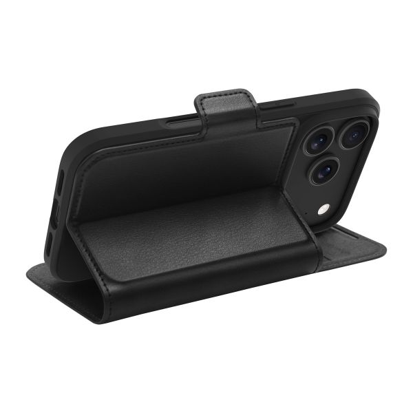 dbramante1928 Oslo Pro Bookcase met MagSafe Apple iPhone 17 Pro - Zwart