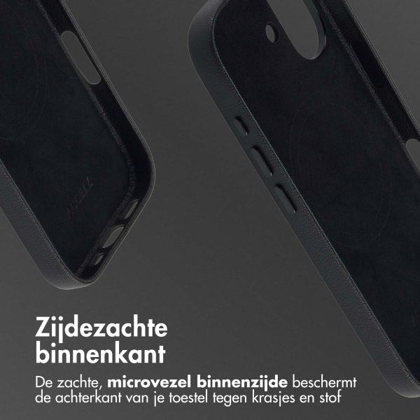 Accezz MagSafe Leather Backcover Apple iPhone 17 - Onyx Black