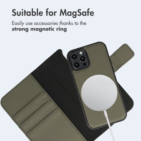 imoshion Detachable 2-in-1 Luxury Bookcase Apple iPhone 12 (Pro) - Green