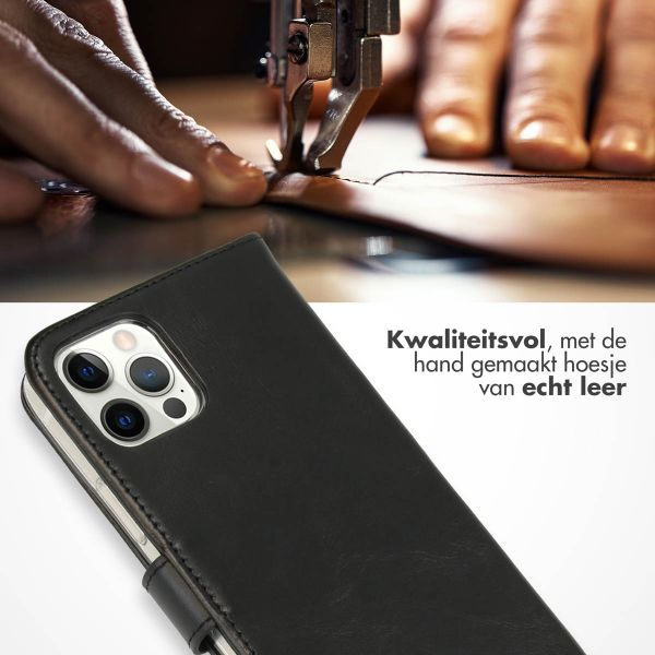 Selencia Echt Lederen Bookcase iPhone 12 (Pro) - Zwart