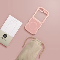 Selencia Wavy Backcover met MagSafe Samsung Galaxy Z Flip 6 - Soft Pink