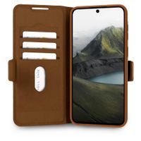 dbramante1928 Oslo Pro Bookcase Samsung Galaxy A57 (5G) - Dark Tan