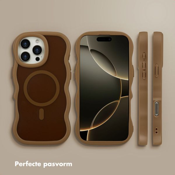 Selencia Wavy Backcover met MagSafe Apple iPhone 16 Pro Max - Mocha Brown