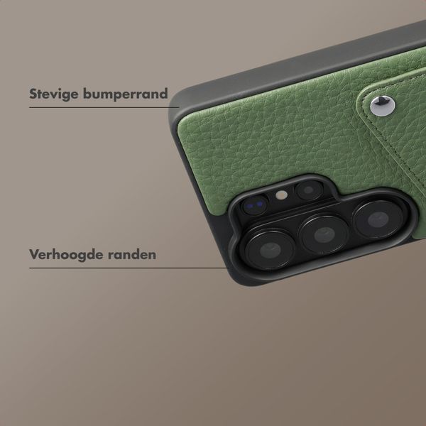 Selencia Riva Backcover met Pashouder Samsung Galaxy S26 Ultra - Sage Green