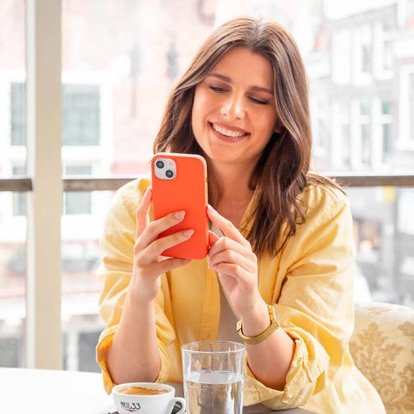 Accezz Liquid Silicone Backcover Apple iPhone SE (2022 / 2020) / 8 / 7 - Nectarine