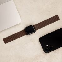 Accezz Magnetic genuine leather band Apple Watch | 38/40/41/42 mm - Chocolate Brown