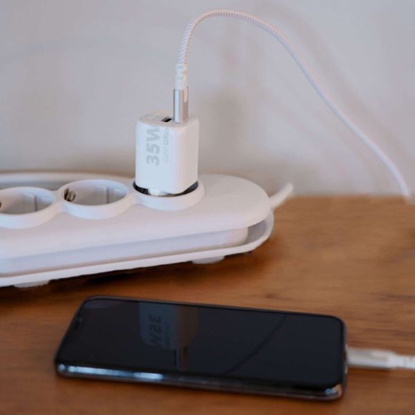 Xtorm Snellader | Ultra Wall Charger GaN2 - USB-C 35 Watt + USB-A 18 Watt