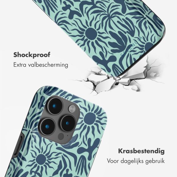 Selencia Vivid Tough Backcover met MagSafe iPhone 15 Pro Max - Tropical Vibes Light Blue