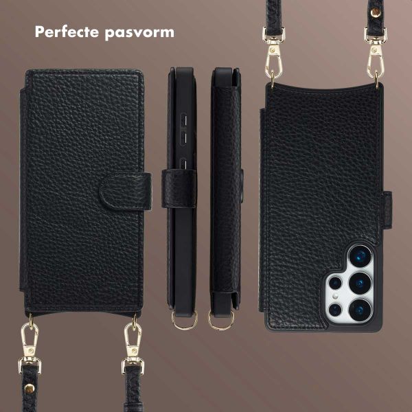 Selencia Riva Bookcase met MagSafe en Koord Samsung Galaxy S25 Ultra - Zwart