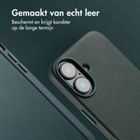 Accezz MagSafe Leather Backcover Apple iPhone 16 - Cedar Green