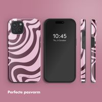 Selencia Vivid Tough Backcover met MagSafe iPhone 15 - Wavy Swirl Pink Plum