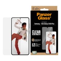 PanzerGlass Ultra-Wide Fit Anti-Bacterial Screenprotector incl. applicator Samsung Galaxy S26 Plus