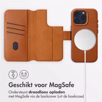 Accezz Leather Bookcase 2-in-1 met MagSafe Apple iPhone 16 Pro - Sienna Brown