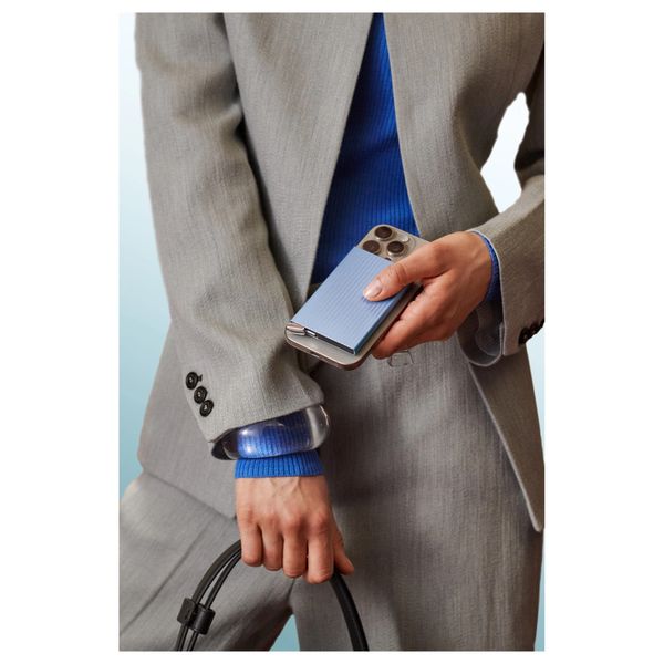 Secrid Cardprotector MagSafe Fluted - Pashouder - Ice Blue