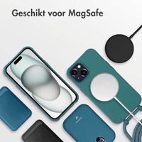 imoshion Color Backcover met afneembaar koord met MagSafe Apple iPhone 15 - Donkergroen