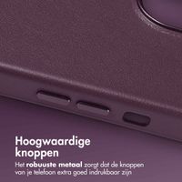 Accezz MagSafe Leather Backcover Apple iPhone 13 - Heath Purple