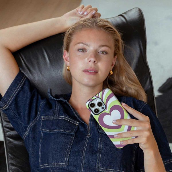 Selencia Vivid Backcover met MagSafe Apple iPhone 15 Pro - Double Hearts Plum Fern