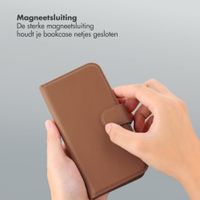 Accezz Edge Uitneembare Bookcase met MagSafe Apple iPhone 18 Pro / 17 Pro - Bruin