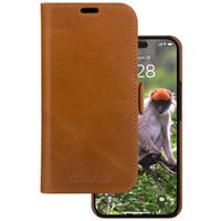 dbramante1928 Lynge Bookcase Apple iPhone 15 Pro Max - Tan