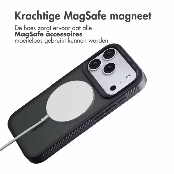 Accezz Rugged Frosted MagSafe Backcover Apple iPhone 17 Pro - Zwart