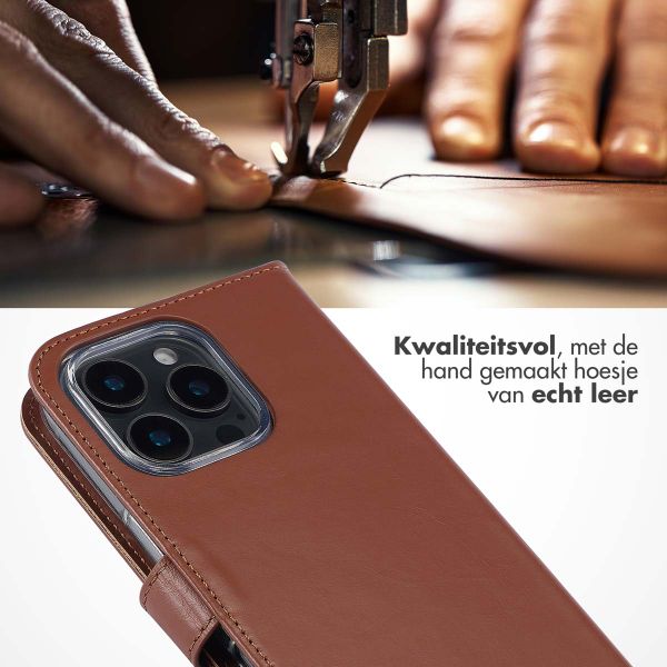 Selencia Echt Leren Bookcase Apple iPhone 16 Pro Max - Lichtbruin