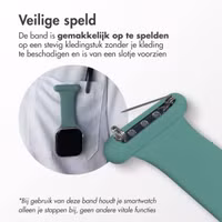 imoshion Verpleegkundige siliconenband Apple Watch Series 1 t/m 9 / SE (38/40/41 mm) | Series 10 / 11 (42 mm) - Groen